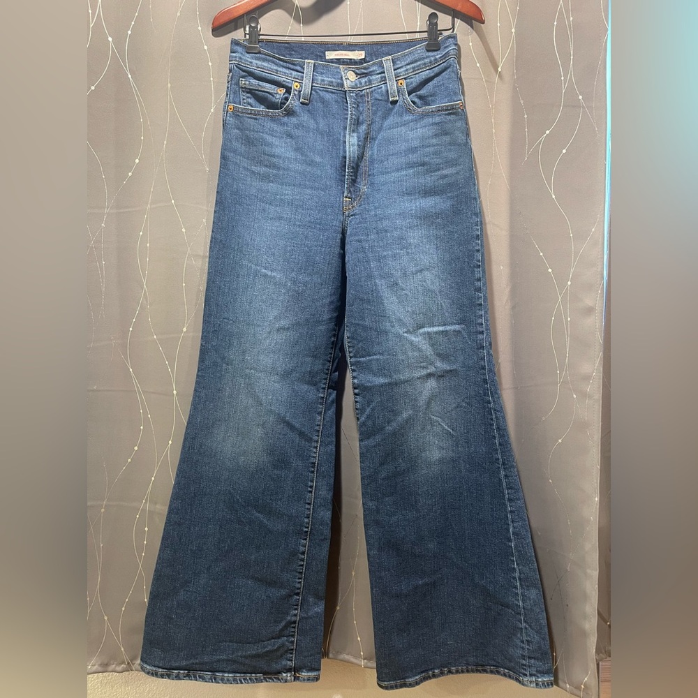 Women’s Levi’s
